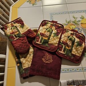 Wine-Themed Kitchen Towel and Pot Holder Set